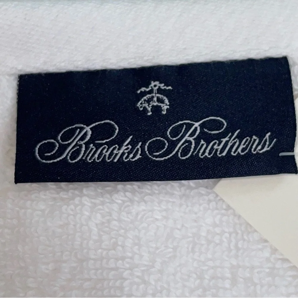Brooks Brothers Premium Embroidered set of 2 Bath towels white black NWT